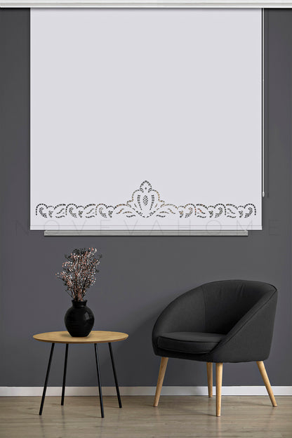 Noveva Home 303 Beyaz Güneşlik Lazer Kesim Stor Perde